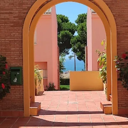 Apartment A Estrenar En 1 Linea Golf 4 Personas